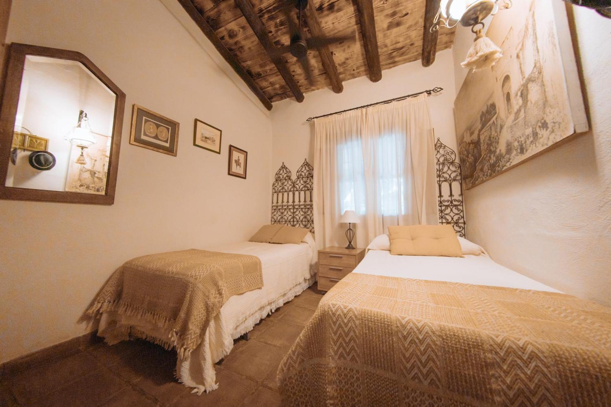 La Cuadra, Finca A Los Pies De Sierra Nevada, A 10 Minutos Del Centro, Piscina, Jardin, Barbacoa La Zubia  Εξωτερικό φωτογραφία