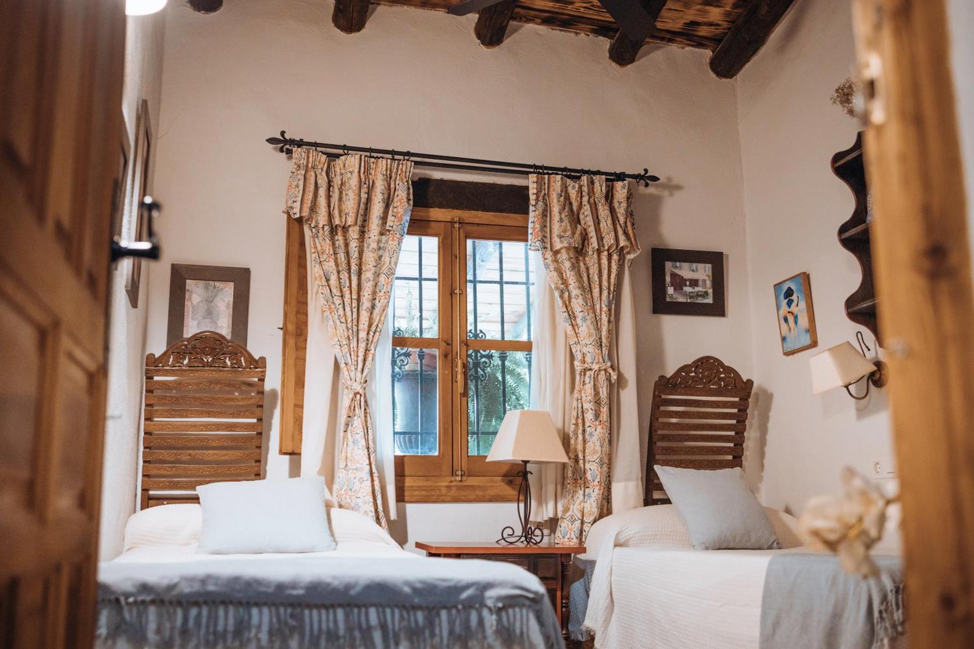 La Cuadra, Finca A Los Pies De Sierra Nevada, A 10 Minutos Del Centro, Piscina, Jardin, Barbacoa La Zubia  Εξωτερικό φωτογραφία